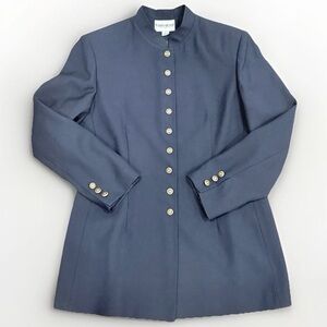 John Meyer Women's Navy Blue Blazer
Size 12